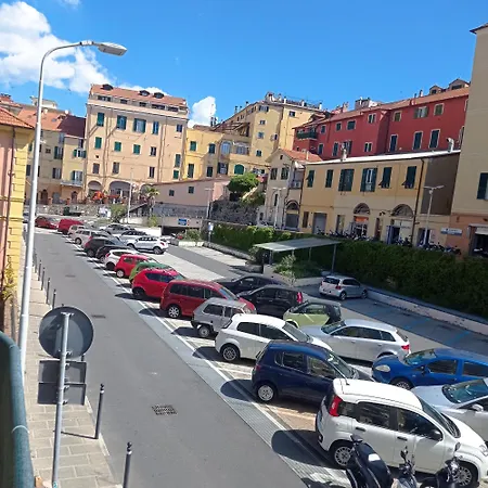 Guest house Da Enzo Centro A 5 Minuti A Piedi Dal Mare *