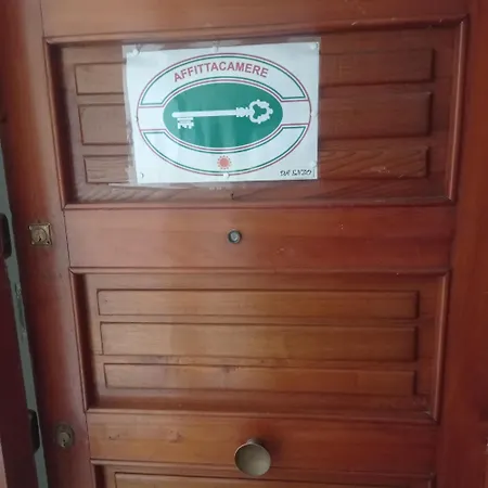 Affittacamere Da Enzo Centro A 5 Minuti A Piedi Dal Mare *