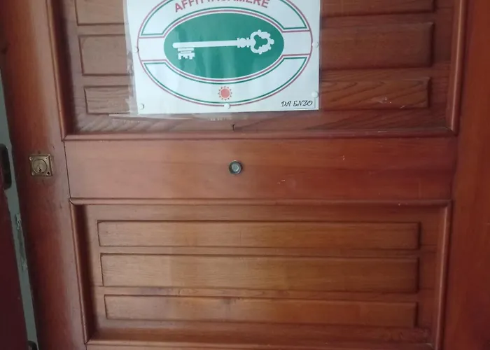 Πανσιόν Da Enzo Centro A 5 Minuti A Piedi Dal Mare *