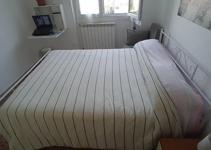 Da Enzo Centro A 5 Minuti A Piedi Dal Mare Imperia